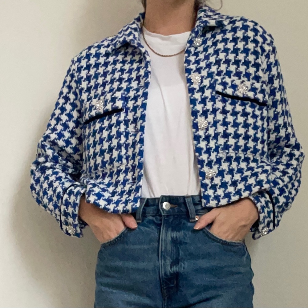 Cropped tweed jacket